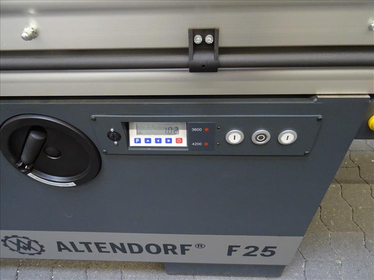 Formatkreissäge ALTENDORF F 25, Typ 1, neue Ausstellungsmaschine