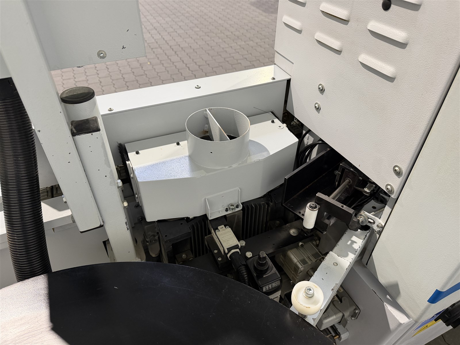 Kantenanleimmaschine BRANDT  KDF 340 -gebraucht- - Diamant-Fügefräser im Gleich-und Gegenlauf - neu geschärft 