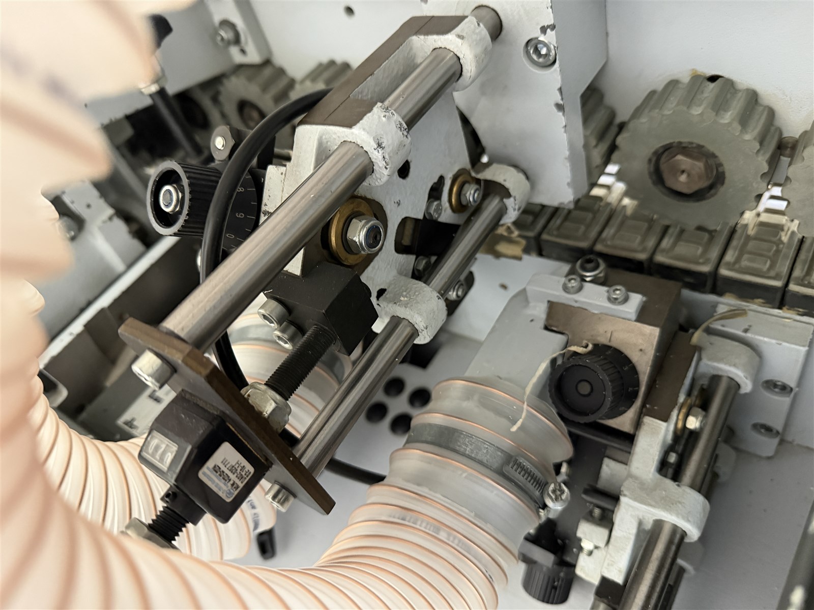 Kantenanleimmaschine BRANDT  KDF 340 -gebraucht- - Radienziehklinge