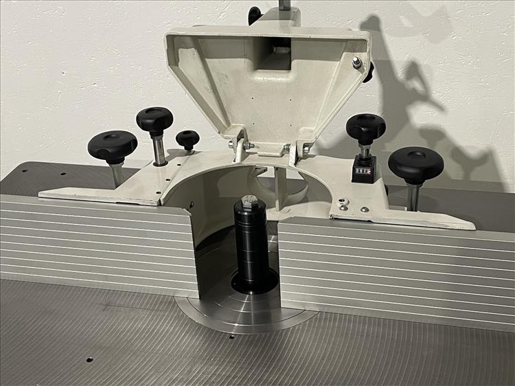 Tischfräse HOLZKRAFT  T55es -gebraucht- Bild Nr. 4 Tischfräse HOLZKRAFT  T55es -gebraucht- Bild Nr. 4