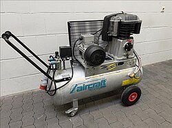  von  Kolbenkompressoren - stationär:  Kompressor AIRCRAFT Airprofi 703/100 -gebraucht-